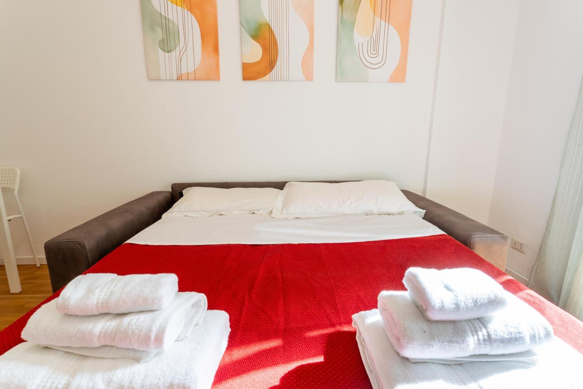 "Marconi Apt With Terrace" 30 Min From Colosseo Ngoại thất bức ảnh